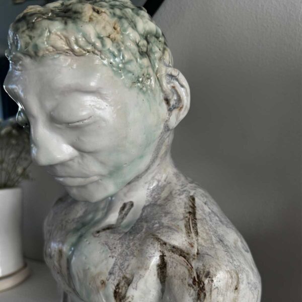 Human sculpture bust - Scars of Life