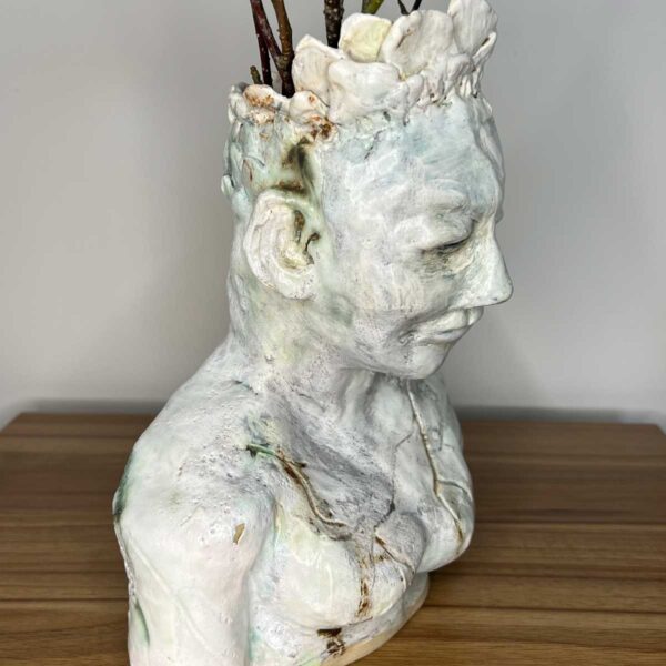 Human Sculpture - Gaining Strength from the Earth